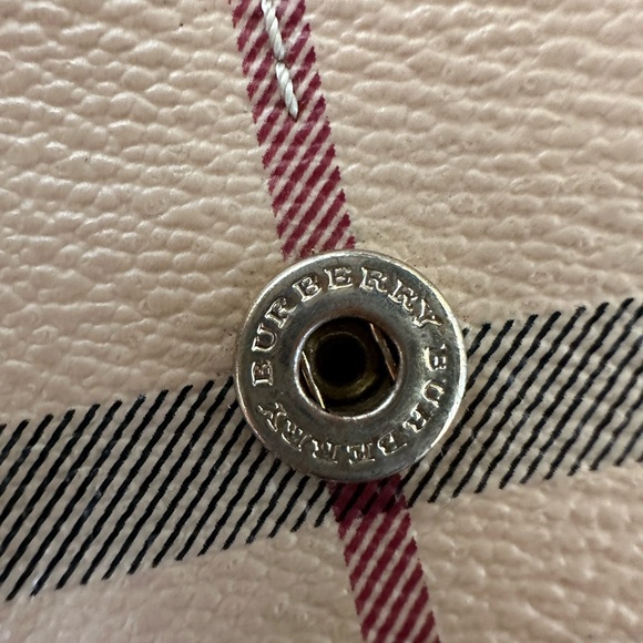 Burberry PORTER HORSEFERRY CHECK AND LEATHER CONTINENTAL WALLET & converter - Picture 11 of 13